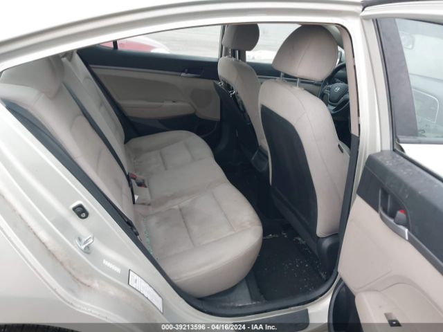 Photo 7 VIN: KMHD74LF9HU079351 - HYUNDAI ELANTRA 