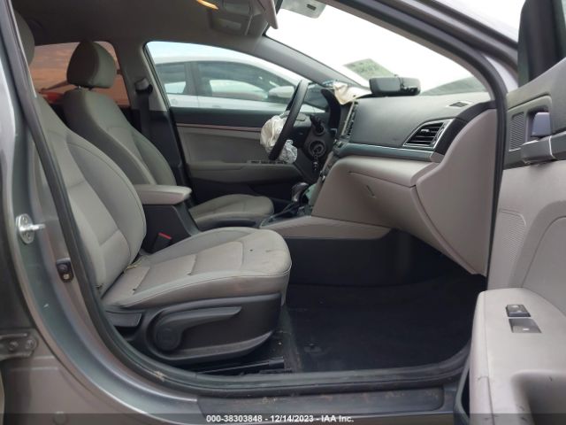 Photo 4 VIN: KMHD74LF9HU090138 - HYUNDAI ELANTRA 