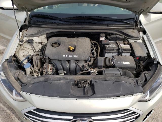 Photo 6 VIN: KMHD74LF9HU105916 - HYUNDAI ELANTRA SE 