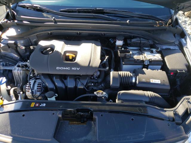 Photo 6 VIN: KMHD74LF9HU114227 - HYUNDAI ELANTRA SE 