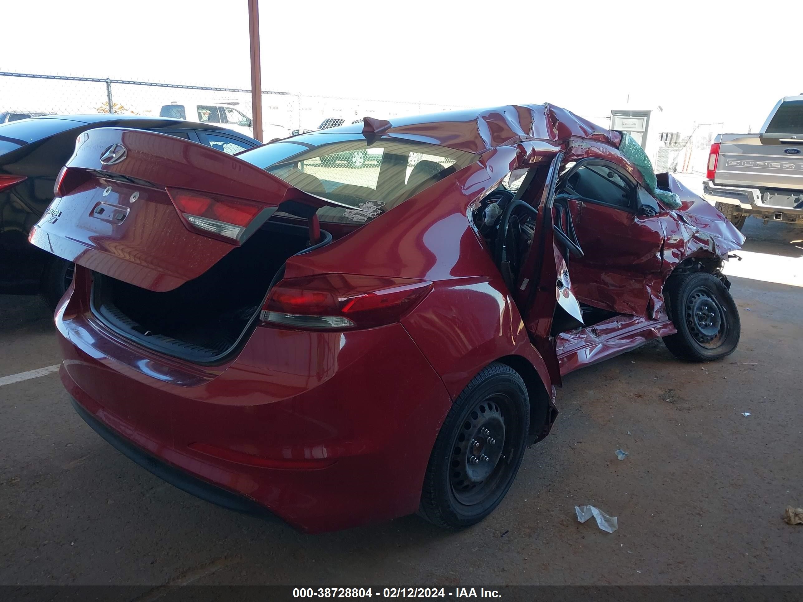 Photo 2 VIN: KMHD74LF9HU116267 - HYUNDAI ELANTRA 