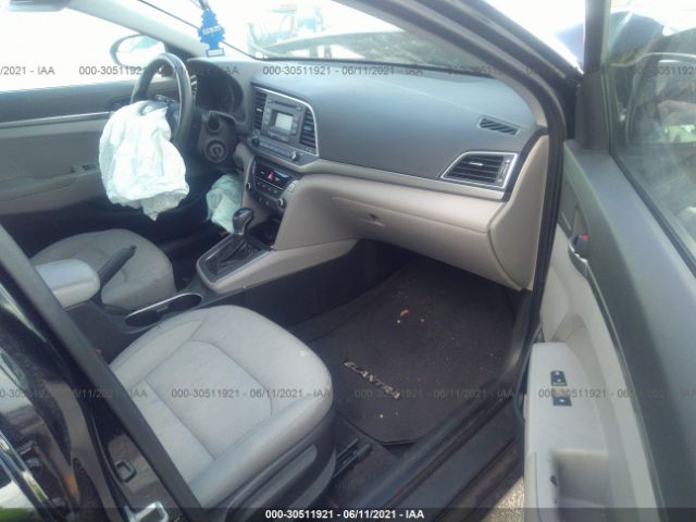 Photo 4 VIN: KMHD74LF9HU125549 - HYUNDAI ELANTRA 