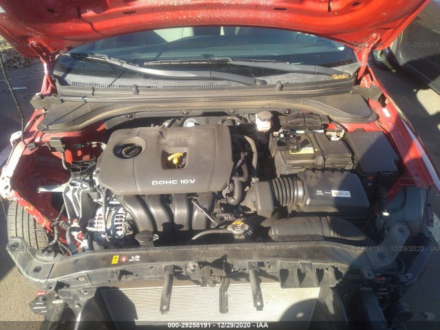 Photo 9 VIN: KMHD74LF9HU188683 - HYUNDAI ELANTRA 