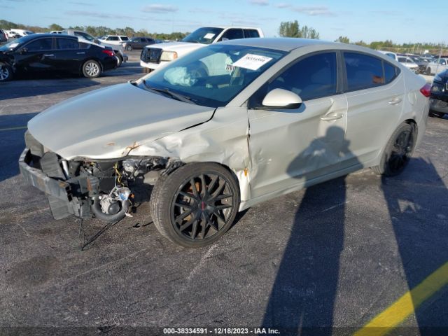 Photo 1 VIN: KMHD74LF9HU395526 - HYUNDAI ELANTRA 