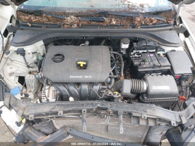 Photo 9 VIN: KMHD74LF9HU405049 - HYUNDAI ELANTRA 