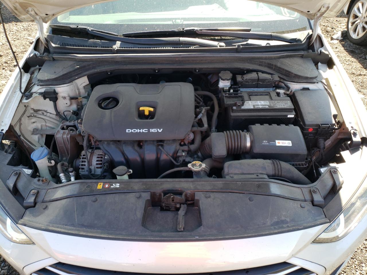 Photo 10 VIN: KMHD74LF9HU428900 - HYUNDAI ELANTRA 