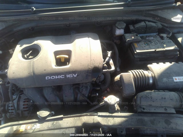 Photo 9 VIN: KMHD74LF9JU455486 - HYUNDAI ELANTRA 