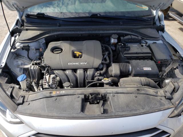 Photo 6 VIN: KMHD74LF9JU614703 - HYUNDAI ELANTRA SE 