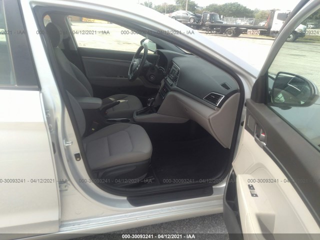 Photo 4 VIN: KMHD74LF9JU614765 - HYUNDAI ELANTRA 