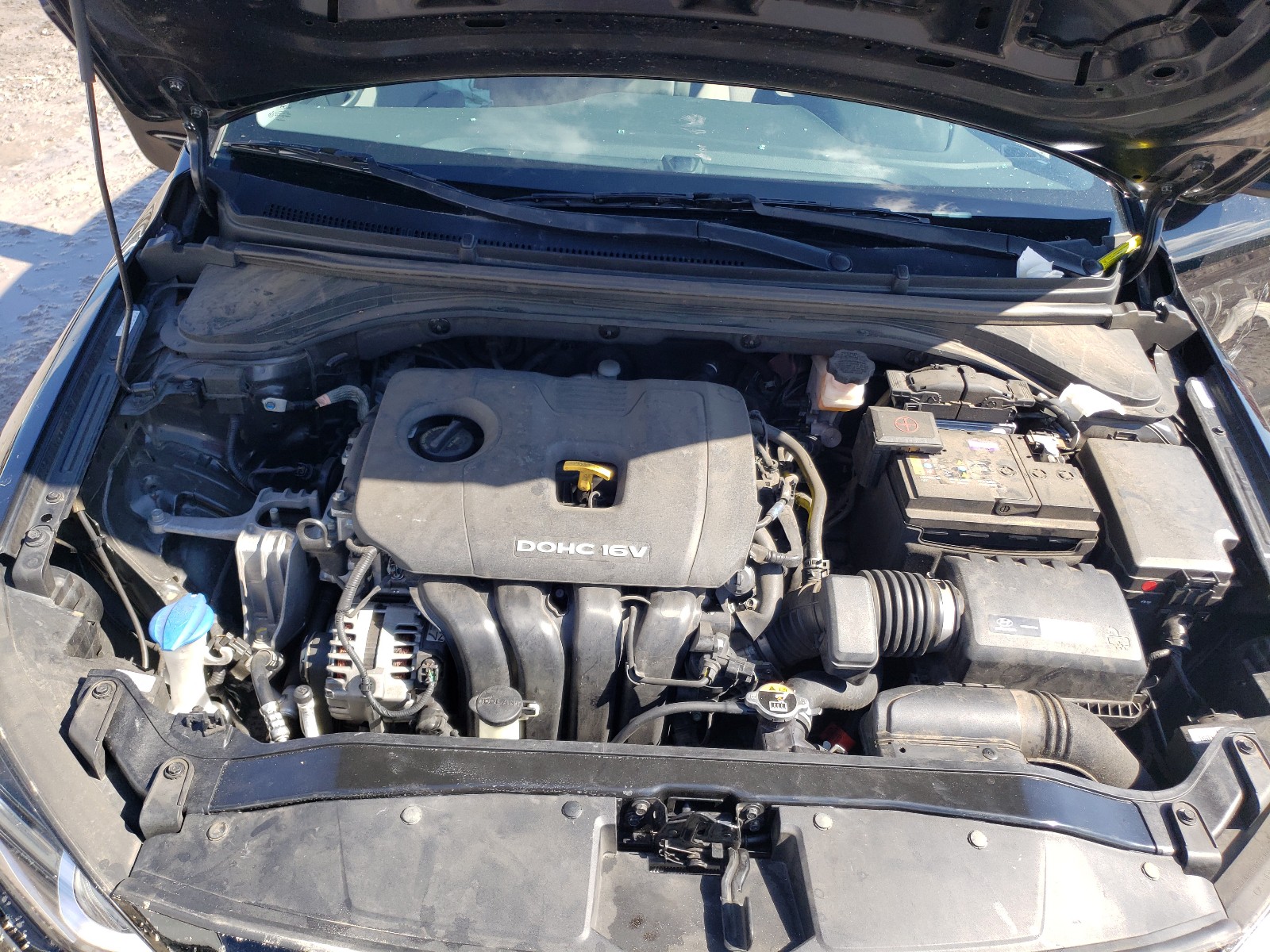 Photo 6 VIN: KMHD74LF9JU628178 - HYUNDAI ELANTRA SE 