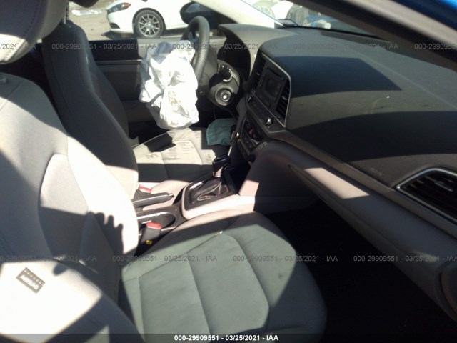 Photo 4 VIN: KMHD74LF9JU631405 - HYUNDAI ELANTRA 