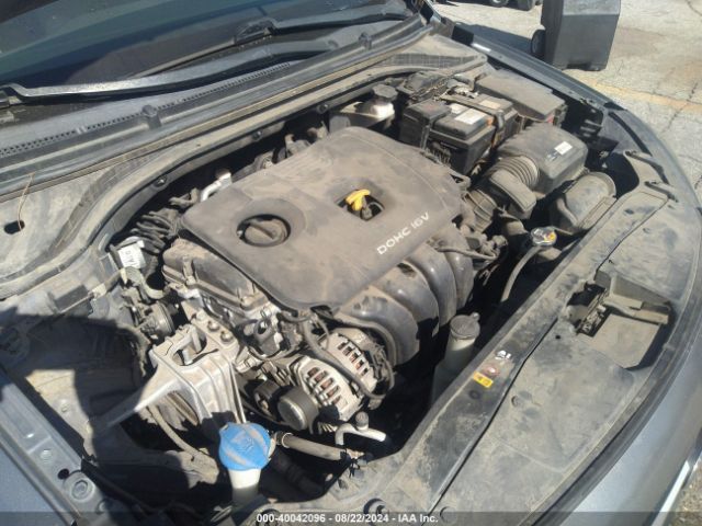 Photo 9 VIN: KMHD74LFXHU092755 - HYUNDAI ELANTRA 