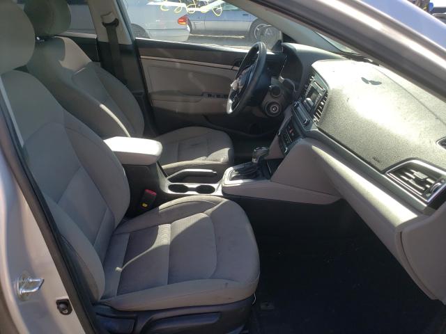 Photo 4 VIN: KMHD74LFXHU329910 - HYUNDAI ELANTRA SE 