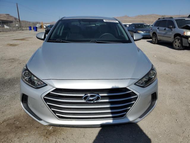 Photo 4 VIN: KMHD74LFXHU431823 - HYUNDAI ELANTRA SE 