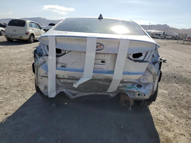 Photo 5 VIN: KMHD74LFXHU431823 - HYUNDAI ELANTRA SE 