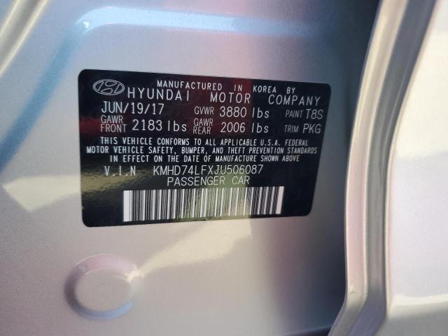 Photo 11 VIN: KMHD74LFXJU506087 - HYUNDAI ELANTRA SE 