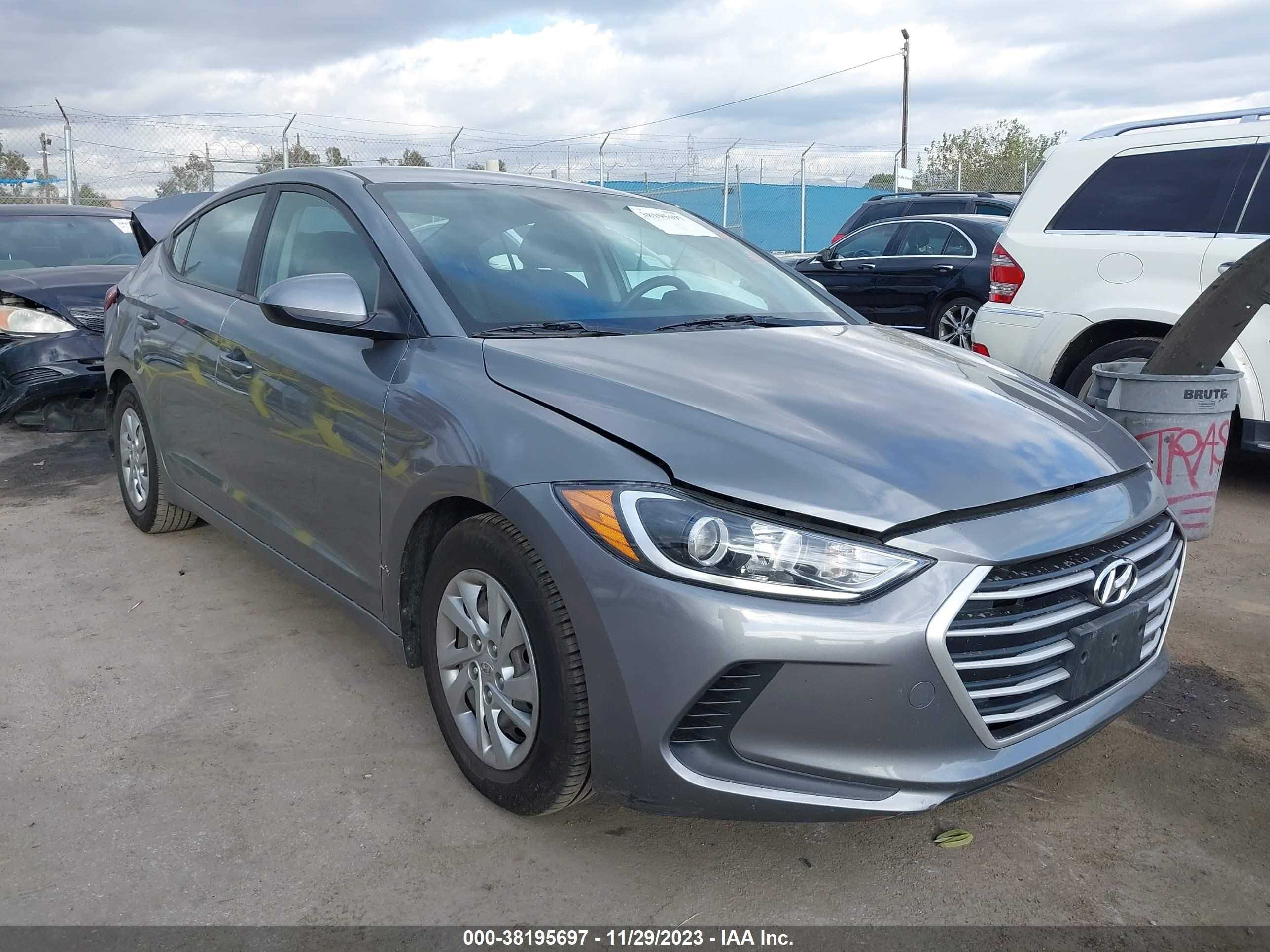 Photo 0 VIN: KMHD74LFXJU559629 - HYUNDAI ELANTRA 