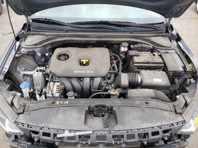 Photo 6 VIN: KMHD74LFXJU582067 - HYUNDAI ELANTRA SE 