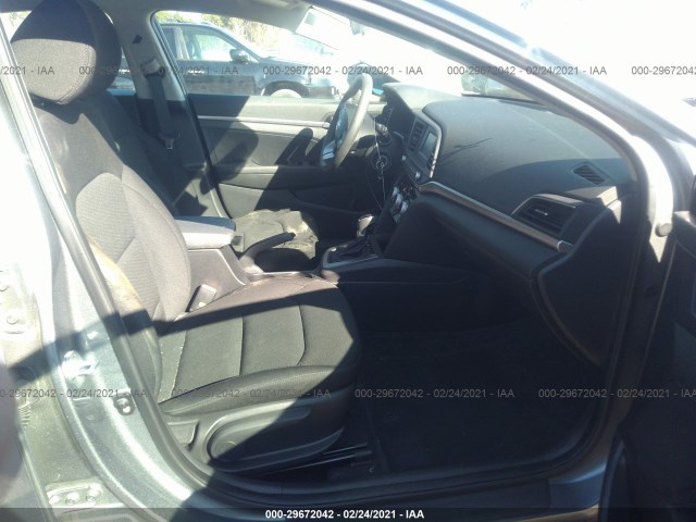 Photo 4 VIN: KMHD74LFXKU777409 - HYUNDAI ELANTRA 