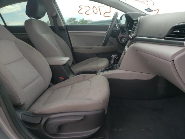 Photo 4 VIN: KMHD74LFXKU793447 - HYUNDAI ELANTRA SE 