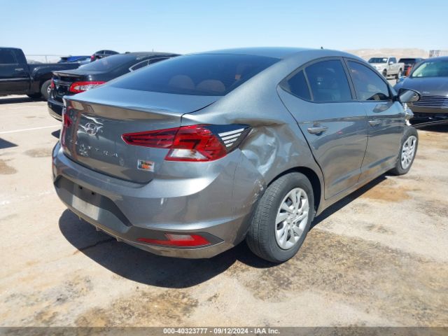 Photo 3 VIN: KMHD74LFXKU793920 - HYUNDAI ELANTRA 