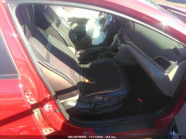 Photo 4 VIN: KMHD74LFXKU799670 - HYUNDAI ELANTRA 