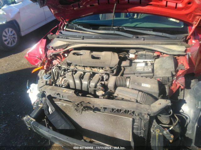 Photo 9 VIN: KMHD74LFXKU799670 - HYUNDAI ELANTRA 