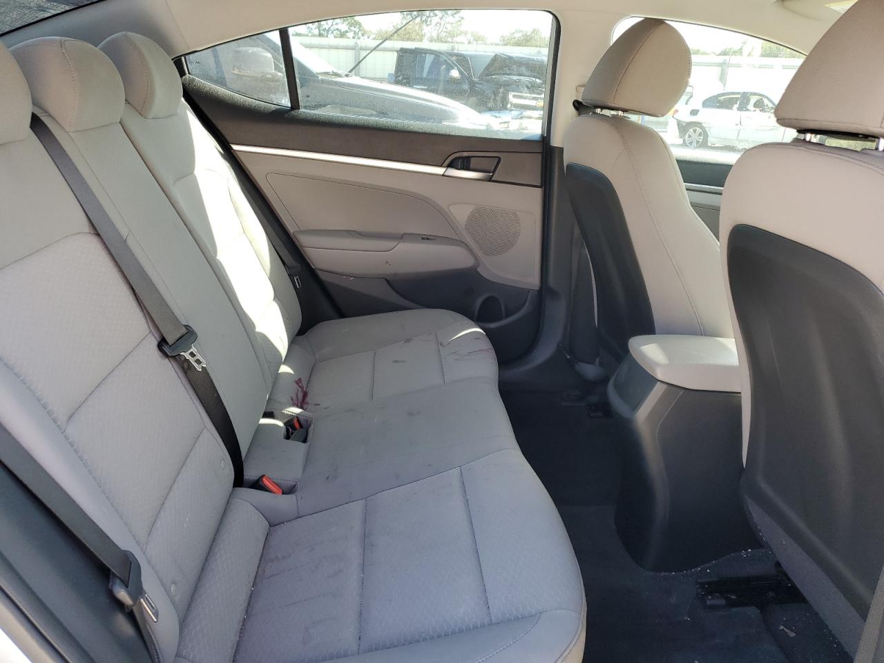 Photo 9 VIN: KMHD74LFXLU105593 - HYUNDAI ELANTRA 