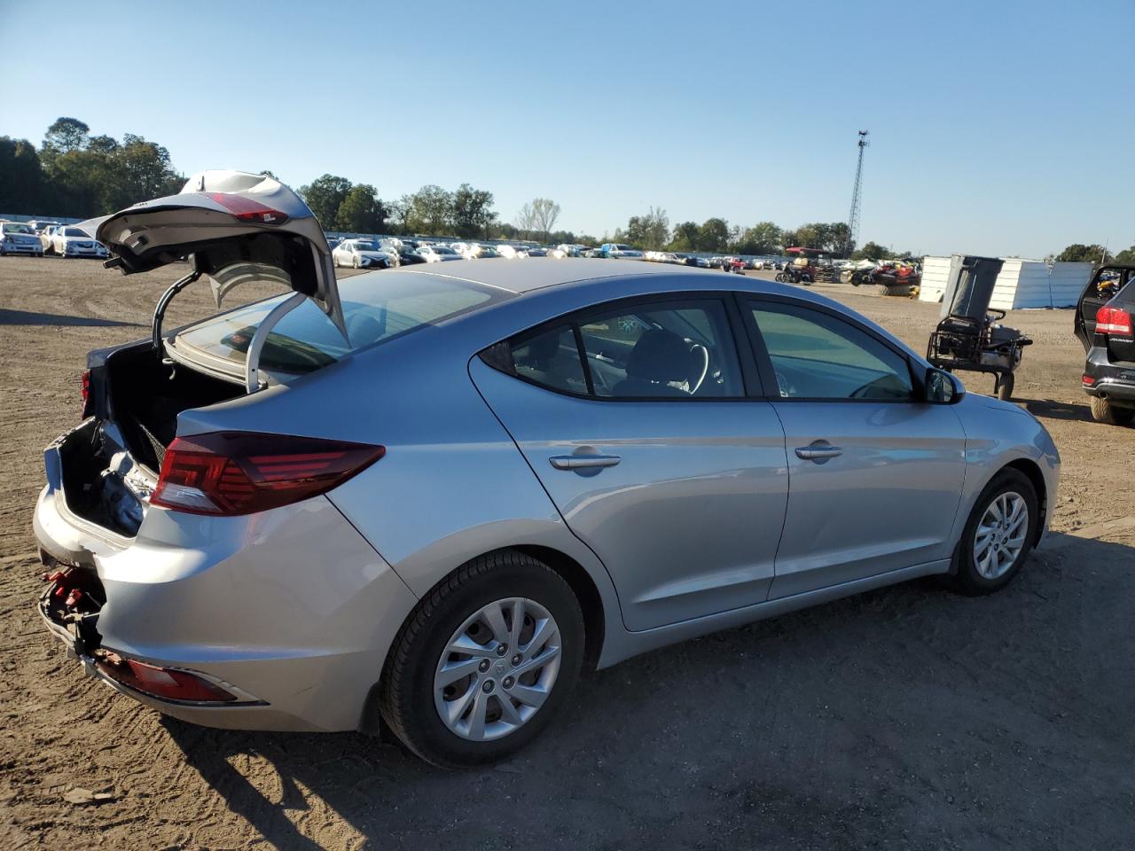 Photo 2 VIN: KMHD74LFXLU927522 - HYUNDAI ELANTRA 