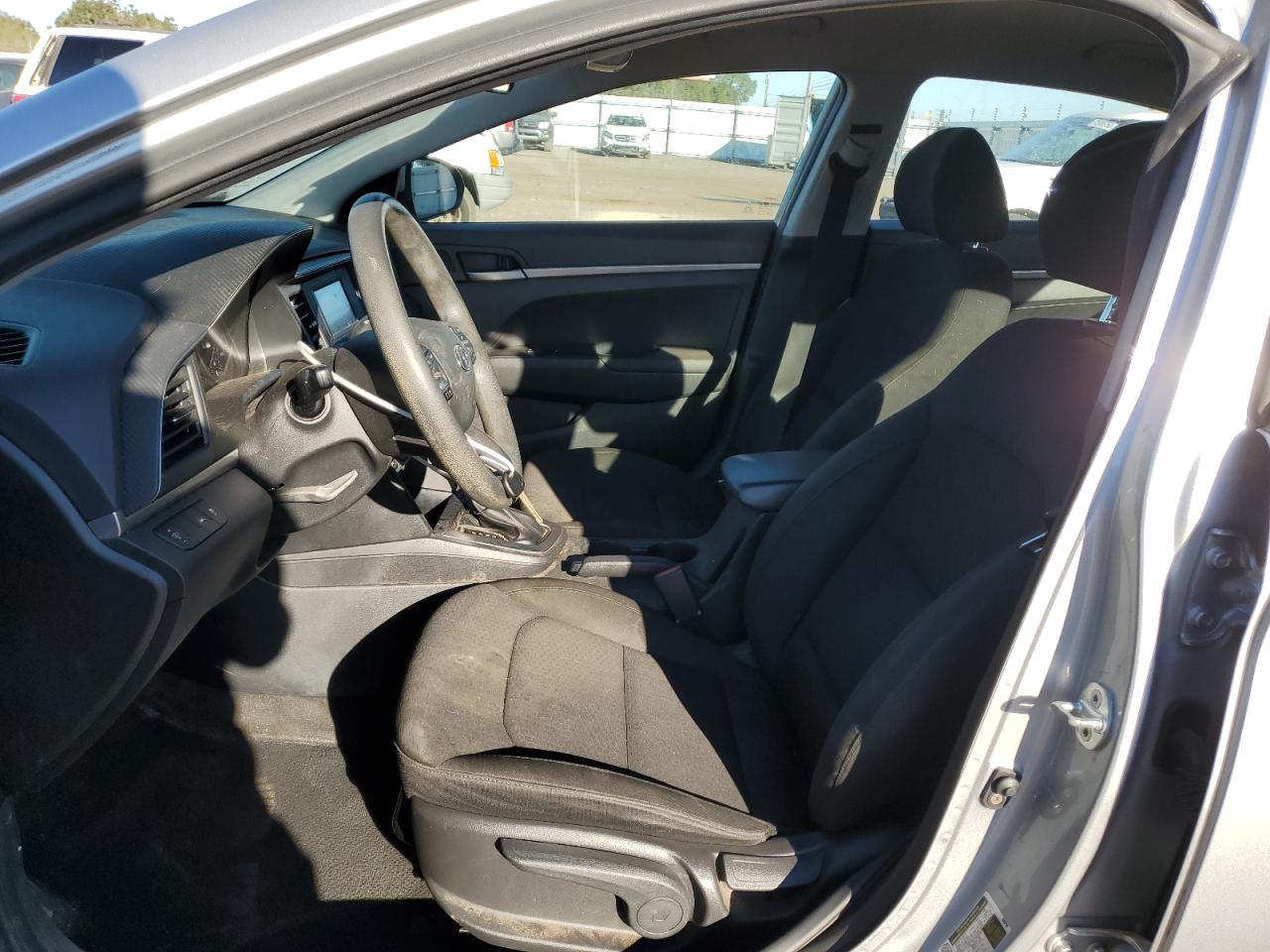 Photo 6 VIN: KMHD74LFXLU927522 - HYUNDAI ELANTRA 