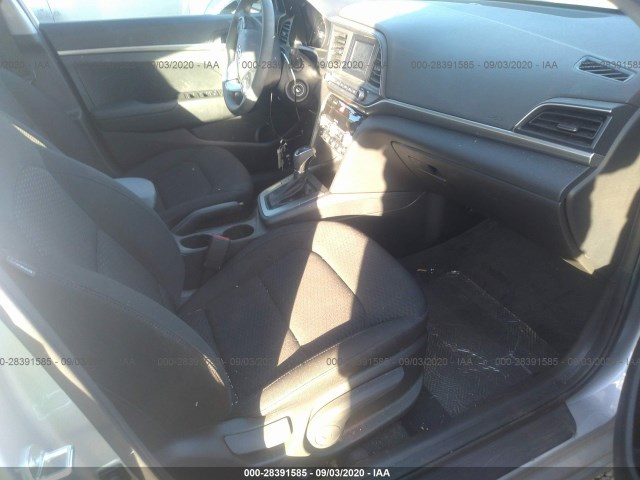 Photo 4 VIN: KMHD74LFXLU996145 - HYUNDAI ELANTRA 