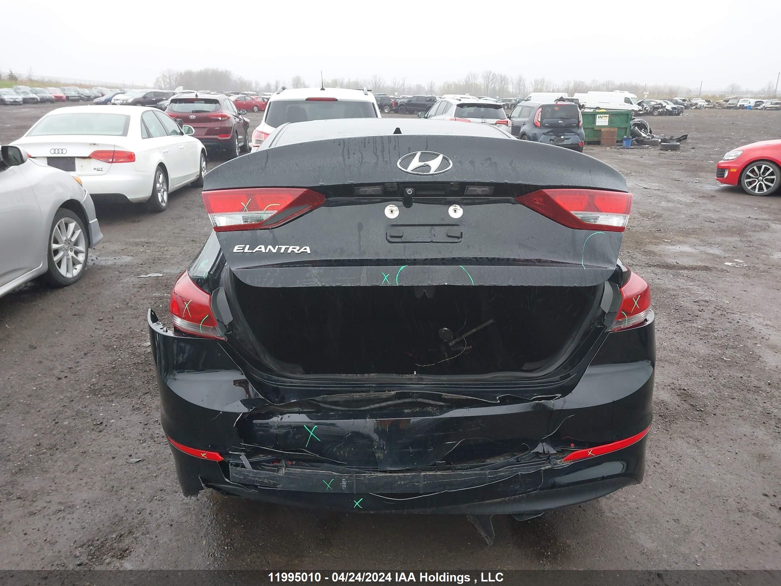 Photo 15 VIN: KMHD84LF0HU090395 - HYUNDAI ELANTRA 