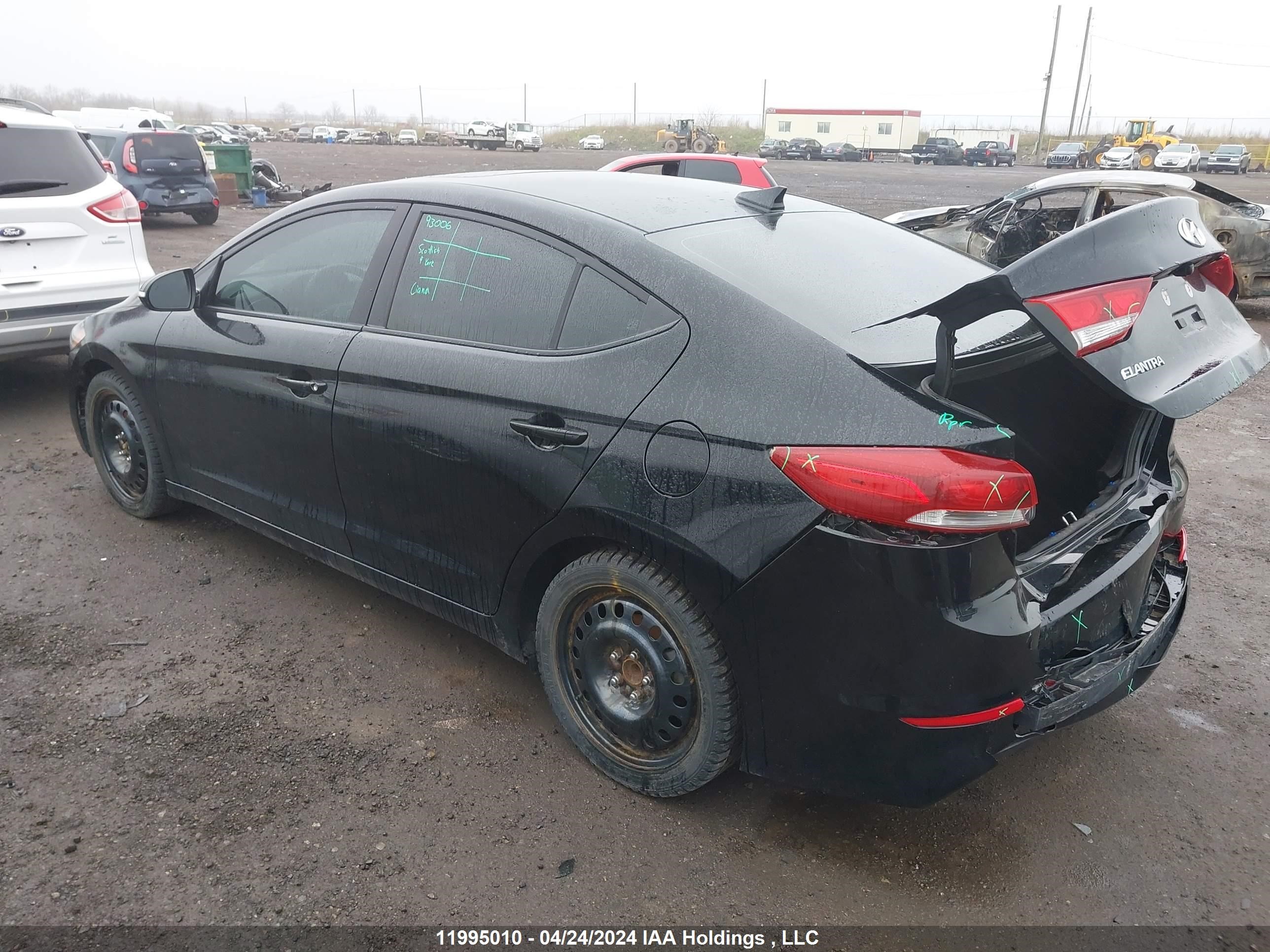 Photo 2 VIN: KMHD84LF0HU090395 - HYUNDAI ELANTRA 