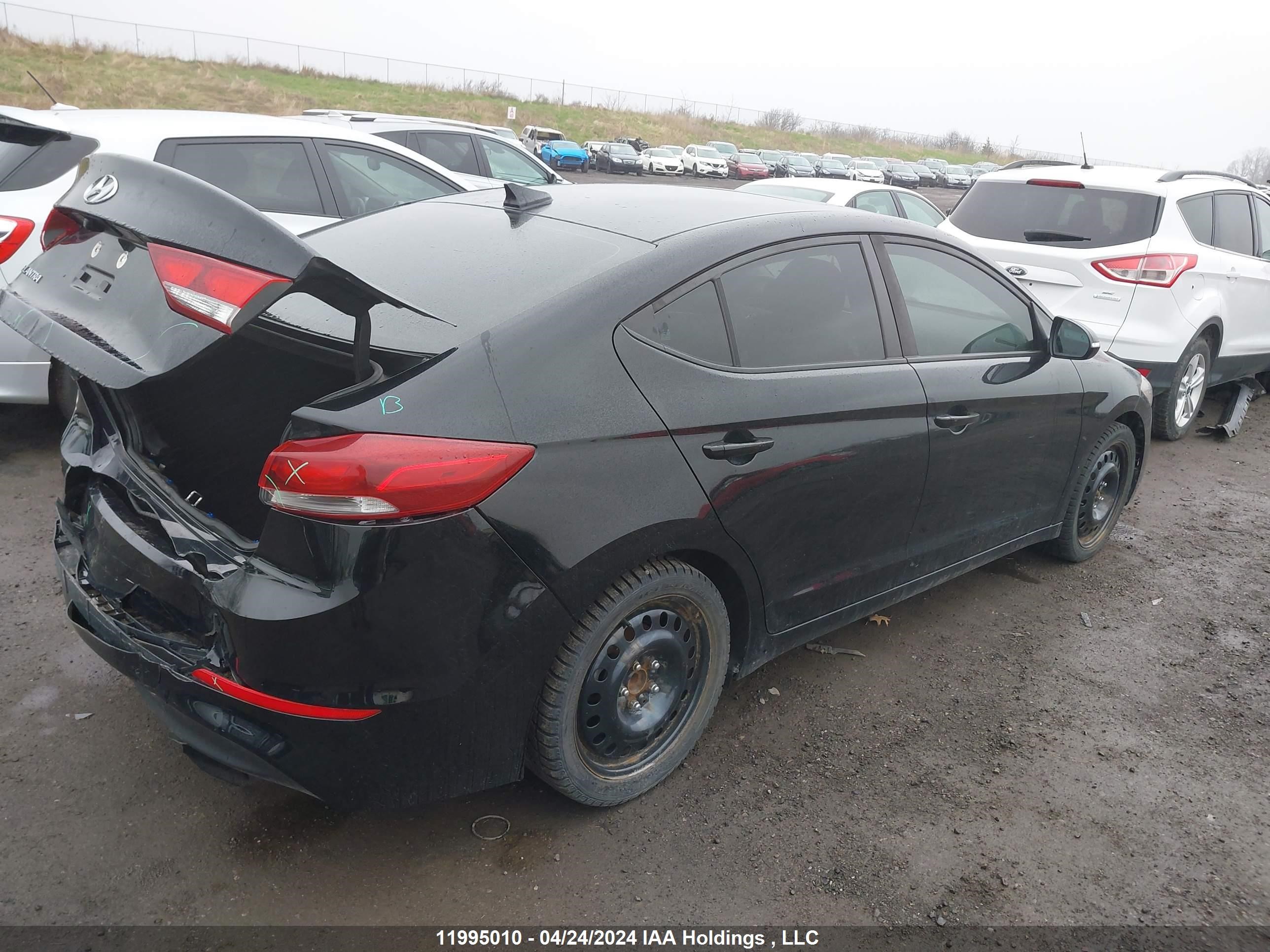 Photo 3 VIN: KMHD84LF0HU090395 - HYUNDAI ELANTRA 