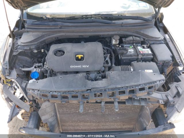 Photo 9 VIN: KMHD84LF0HU104375 - HYUNDAI ELANTRA 