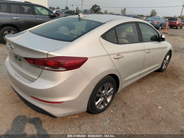 Photo 3 VIN: KMHD84LF0HU141328 - HYUNDAI ELANTRA 