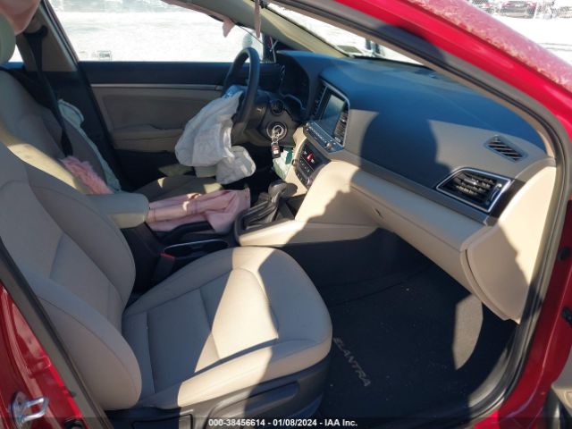 Photo 4 VIN: KMHD84LF0HU144651 - HYUNDAI ELANTRA 