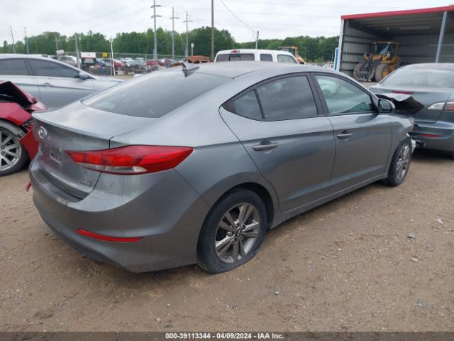 Photo 3 VIN: KMHD84LF0HU223060 - HYUNDAI ELANTRA 