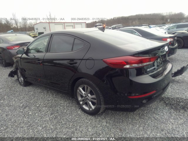 Photo 2 VIN: KMHD84LF0HU237427 - HYUNDAI ELANTRA 