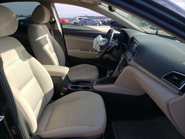 Photo 4 VIN: KMHD84LF0HU238917 - HYUNDAI ELANTRA 