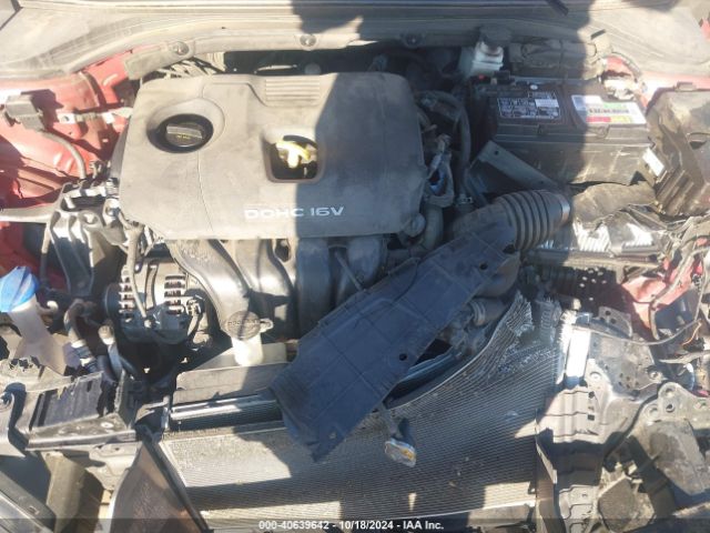 Photo 9 VIN: KMHD84LF0HU242725 - HYUNDAI ELANTRA 