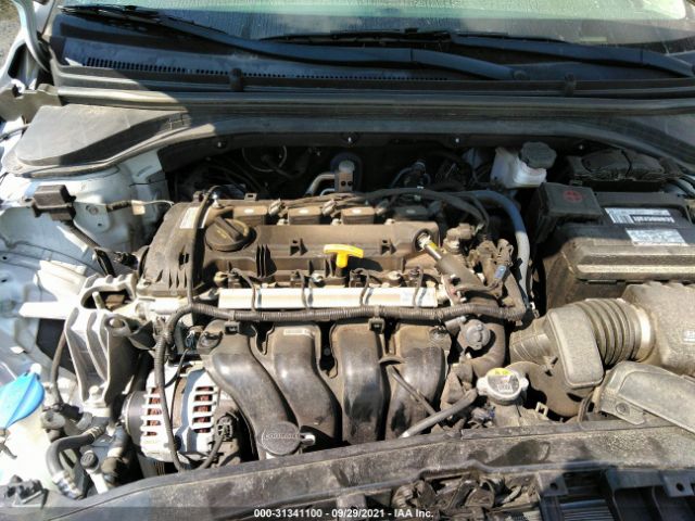 Photo 9 VIN: KMHD84LF0HU246967 - HYUNDAI ELANTRA 