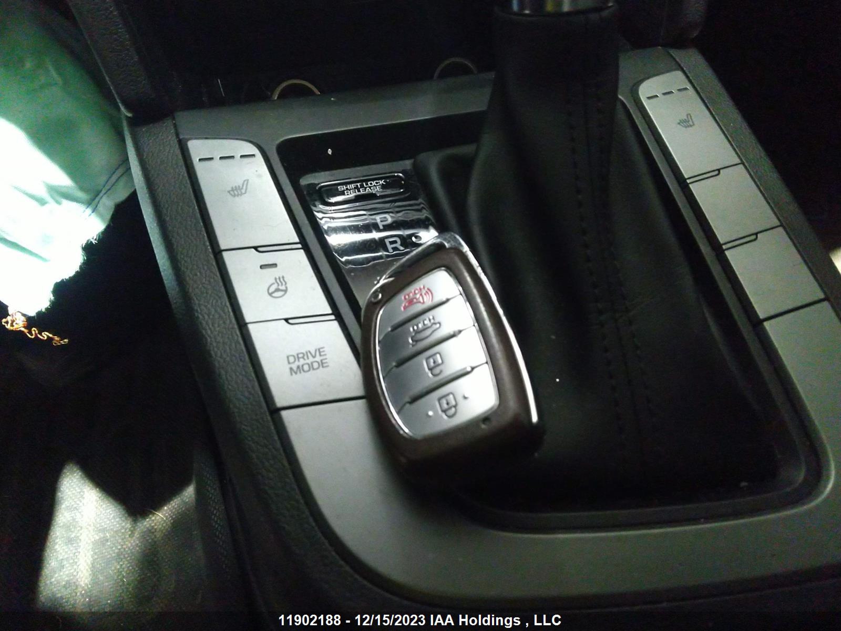 Photo 10 VIN: KMHD84LF0HU268399 - HYUNDAI ELANTRA 