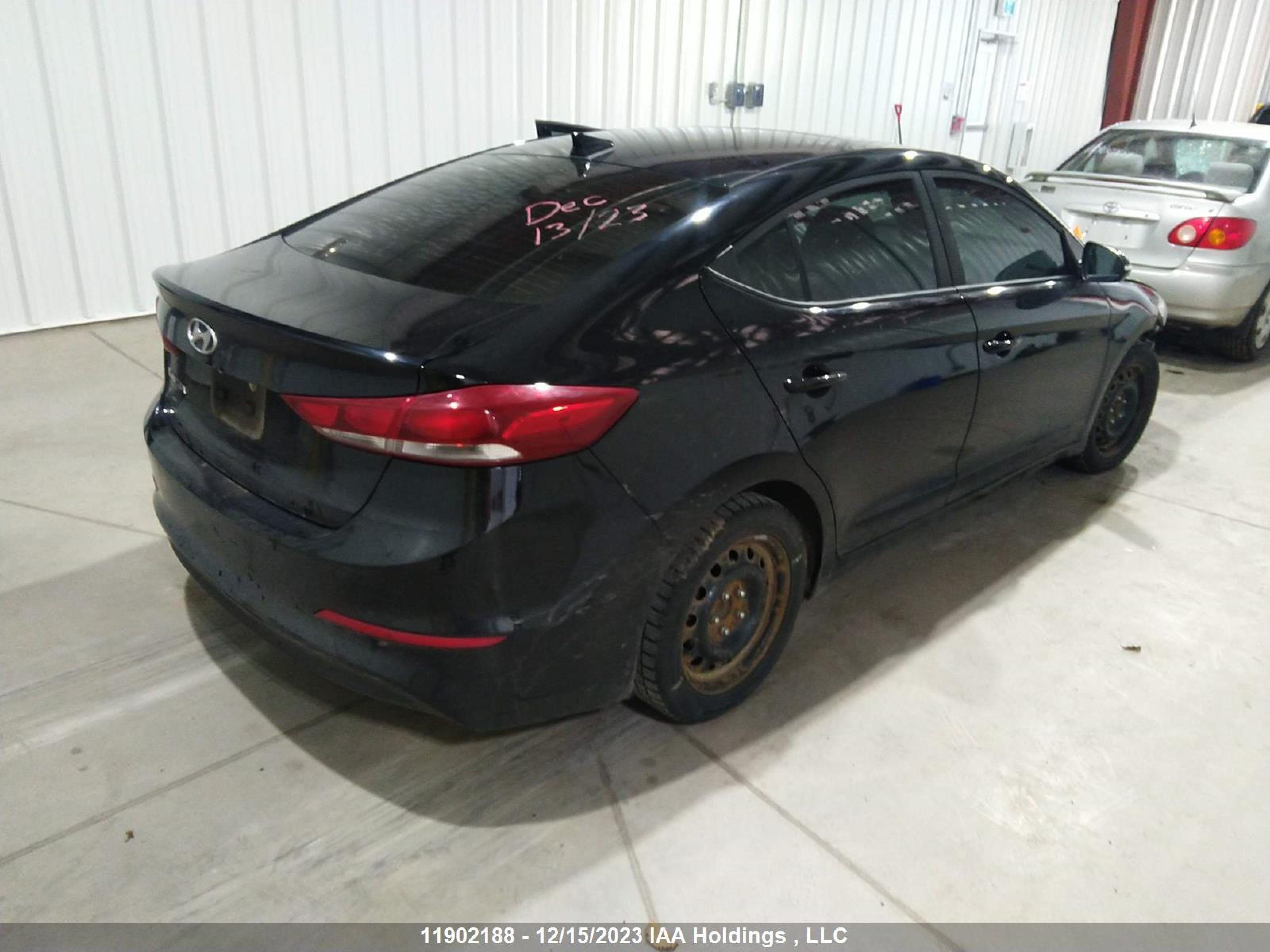 Photo 3 VIN: KMHD84LF0HU268399 - HYUNDAI ELANTRA 