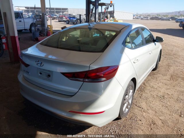 Photo 3 VIN: KMHD84LF0HU271528 - HYUNDAI ELANTRA 