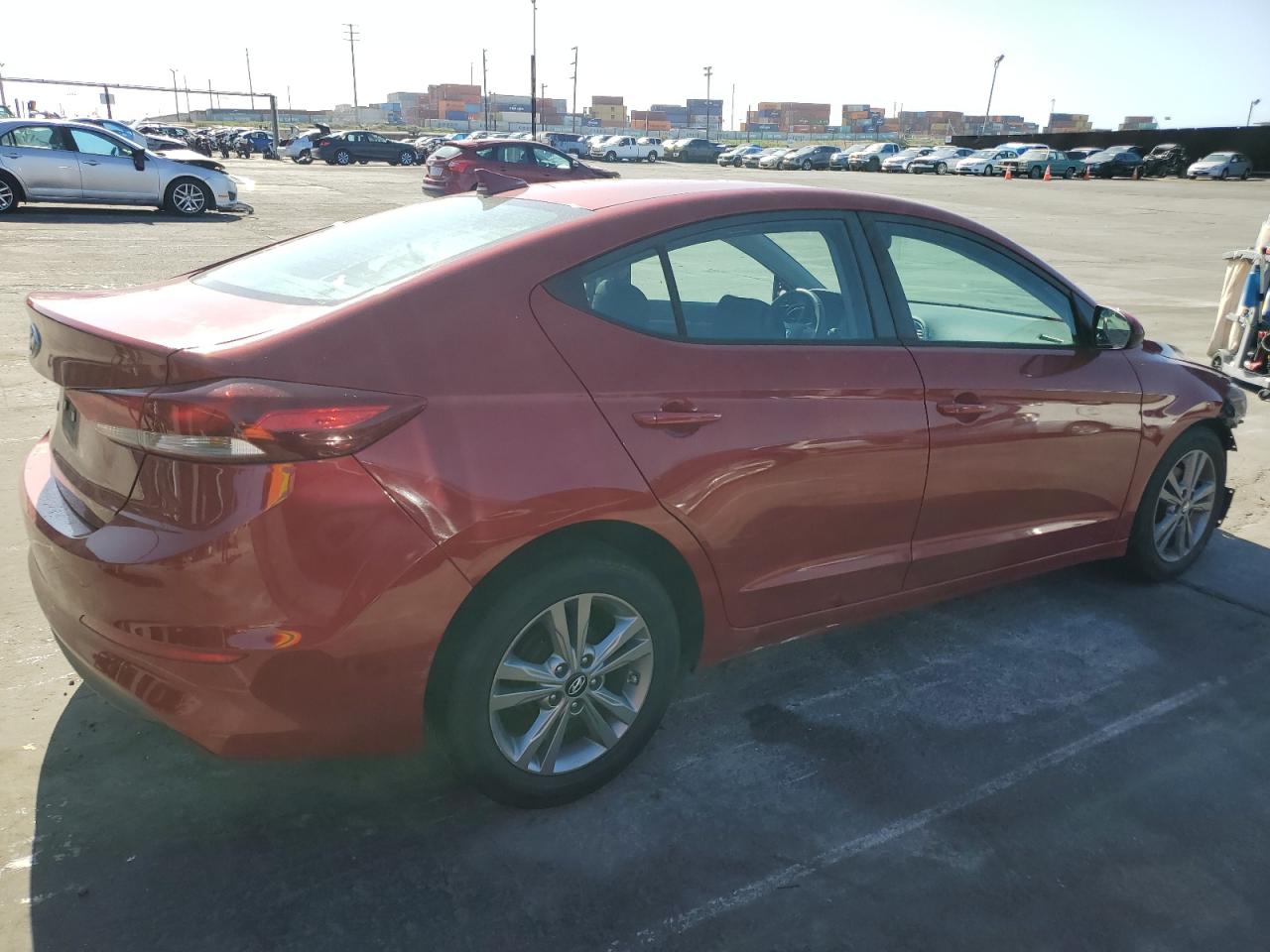 Photo 2 VIN: KMHD84LF0HU275675 - HYUNDAI ELANTRA 