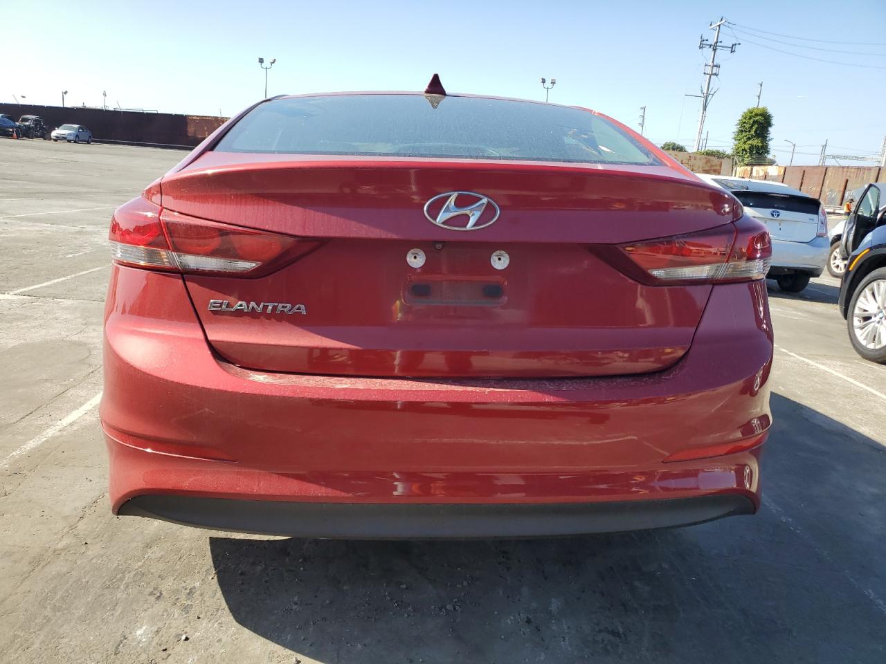 Photo 5 VIN: KMHD84LF0HU275675 - HYUNDAI ELANTRA 