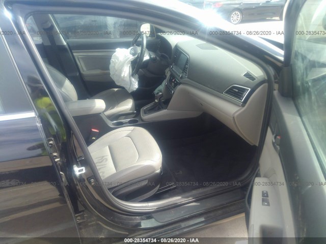 Photo 4 VIN: KMHD84LF0HU289902 - HYUNDAI ELANTRA 