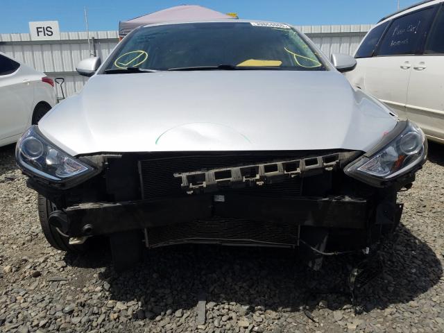 Photo 8 VIN: KMHD84LF0HU381107 - HYUNDAI ELANTRA SE 