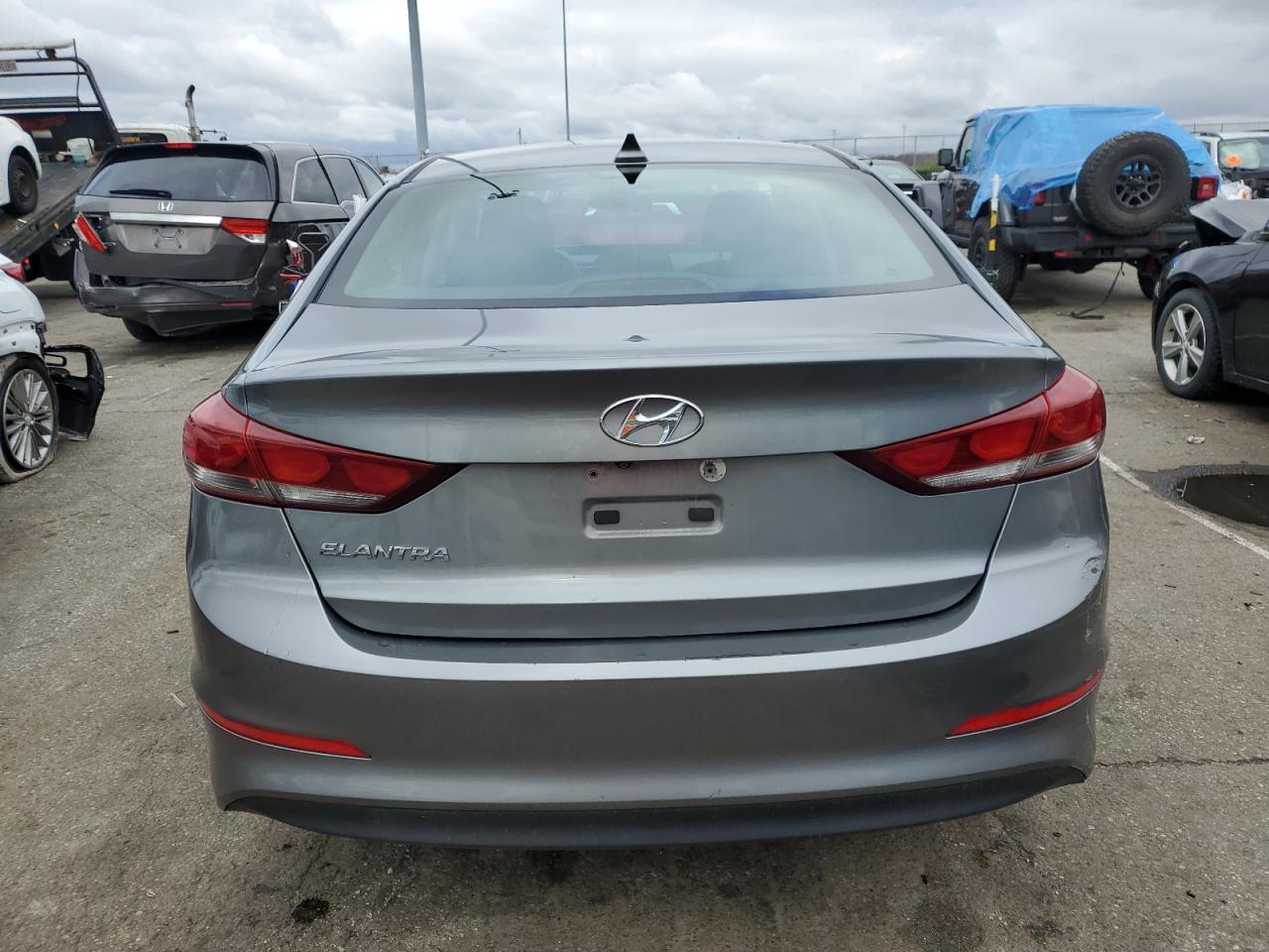 Photo 5 VIN: KMHD84LF0HU407883 - HYUNDAI ELANTRA 